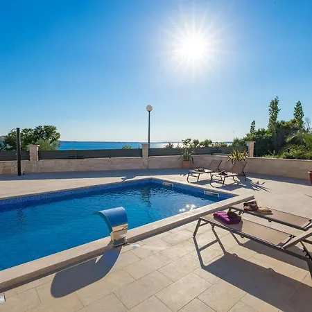 Sole Villa Rtina