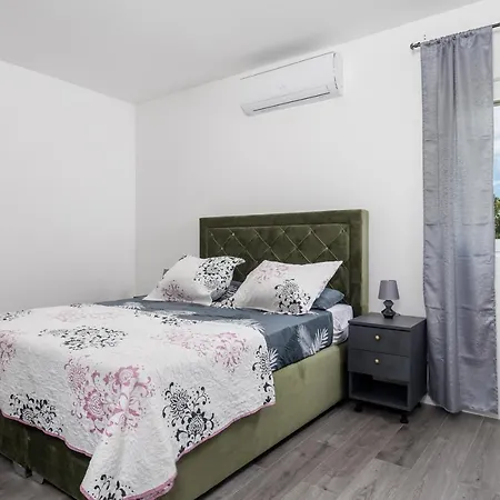 Sole Villa *