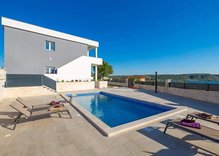 Sole Villa *