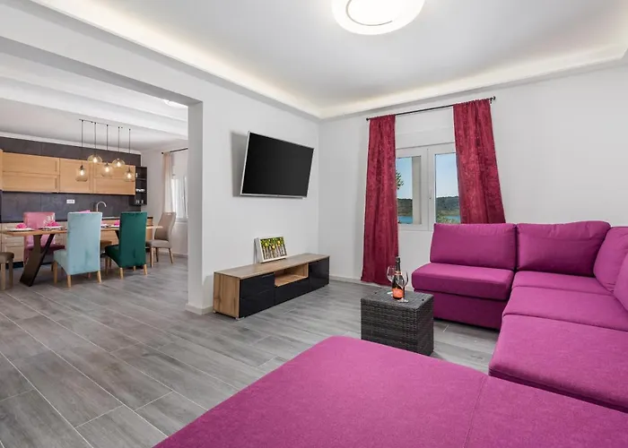 Вилла Sole Ртина