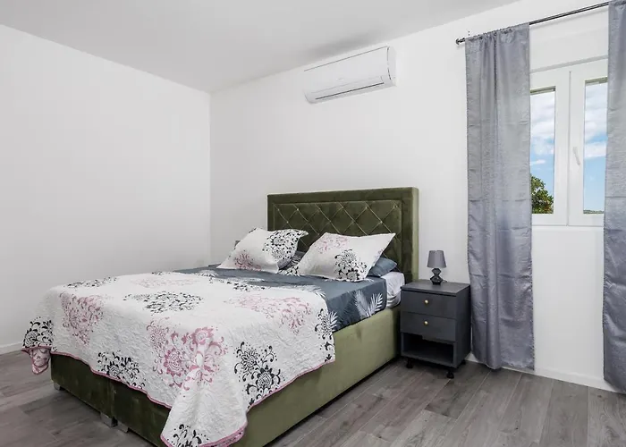 Sole Villa *