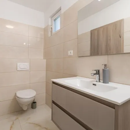 Sole 别墅 利缇纳