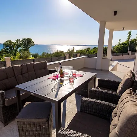 Sole 别墅 利缇纳